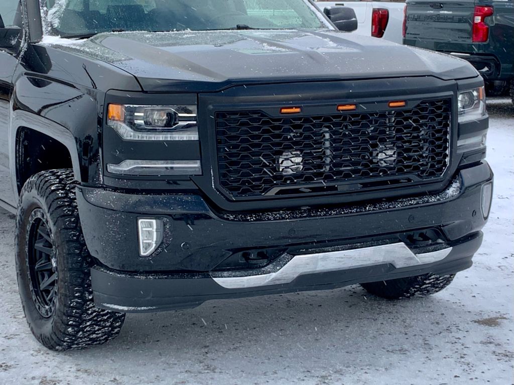 Thumbnail: 2018 Chevrolet Silverado 1500 - 21
