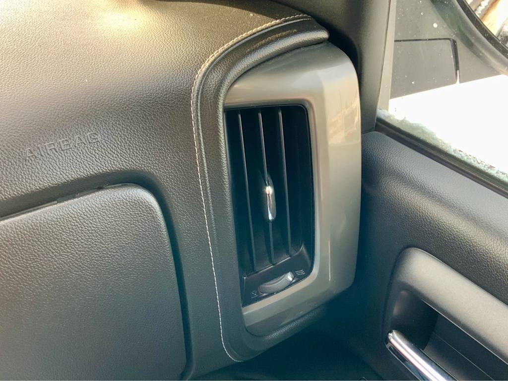 Thumbnail: 2018 Chevrolet Silverado 1500 - 41