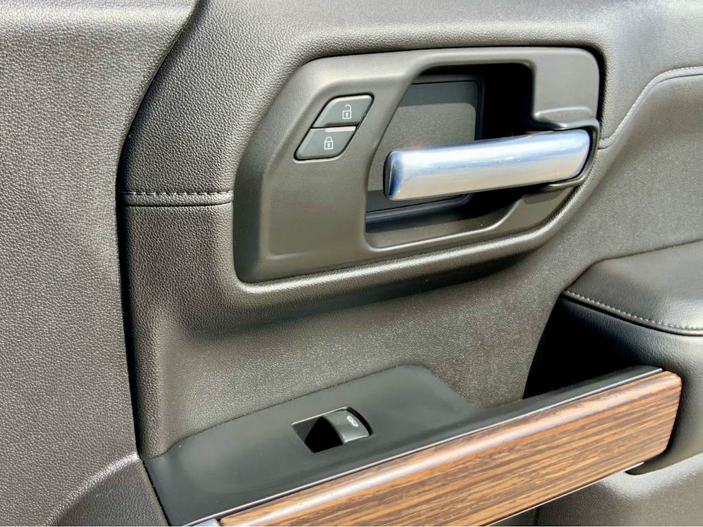 Thumbnail: 2021 Chevrolet Silverado 1500 - 53
