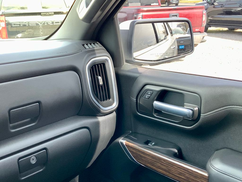 Thumbnail: 2021 Chevrolet Silverado 1500 - 38