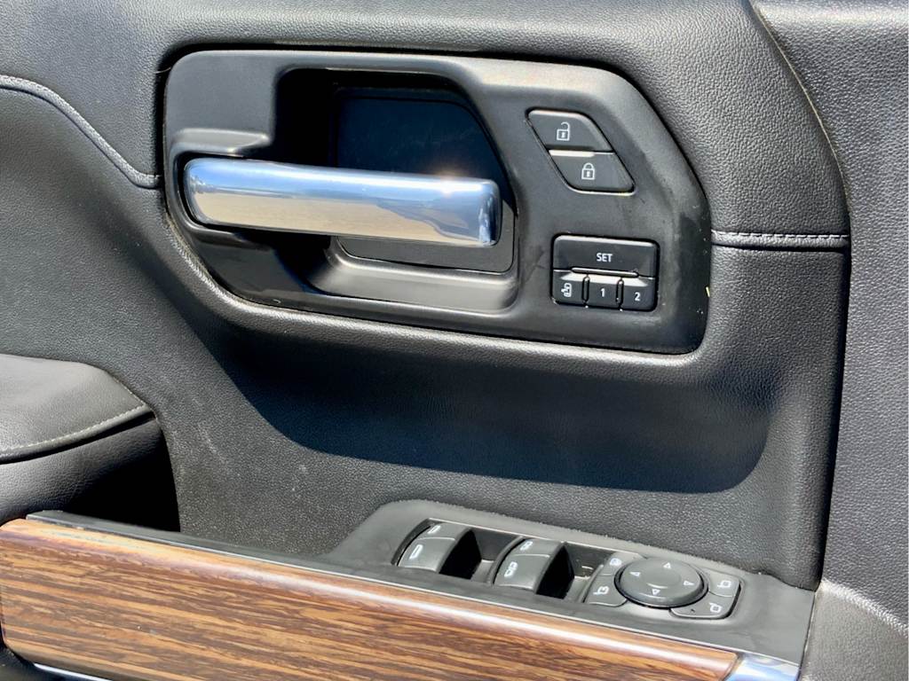 Thumbnail: 2021 Chevrolet Silverado 1500 - 37