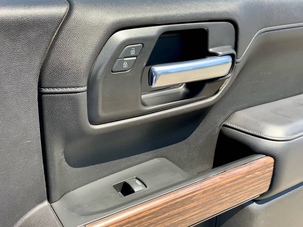 Thumbnail: 2021 Chevrolet Silverado 1500 - 38