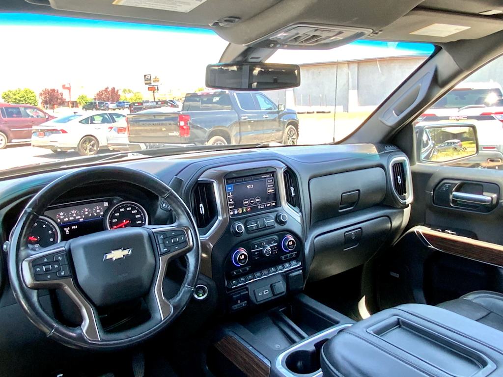 Thumbnail: 2021 Chevrolet Silverado 1500 - 13