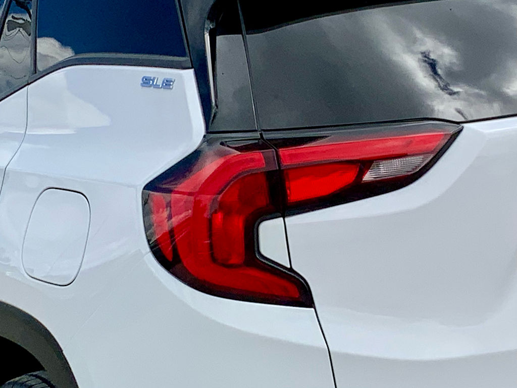 Thumbnail: 2019 GMC Terrain - 25