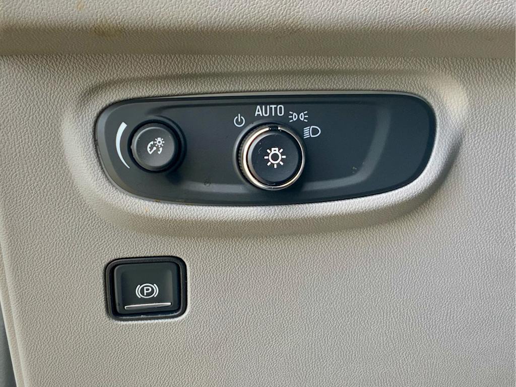Thumbnail: 2019 GMC Terrain - 36