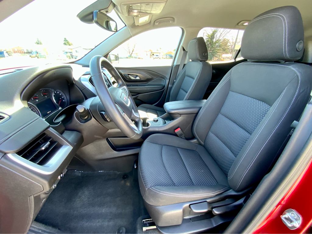 2024 GMC Terrain SLE 10