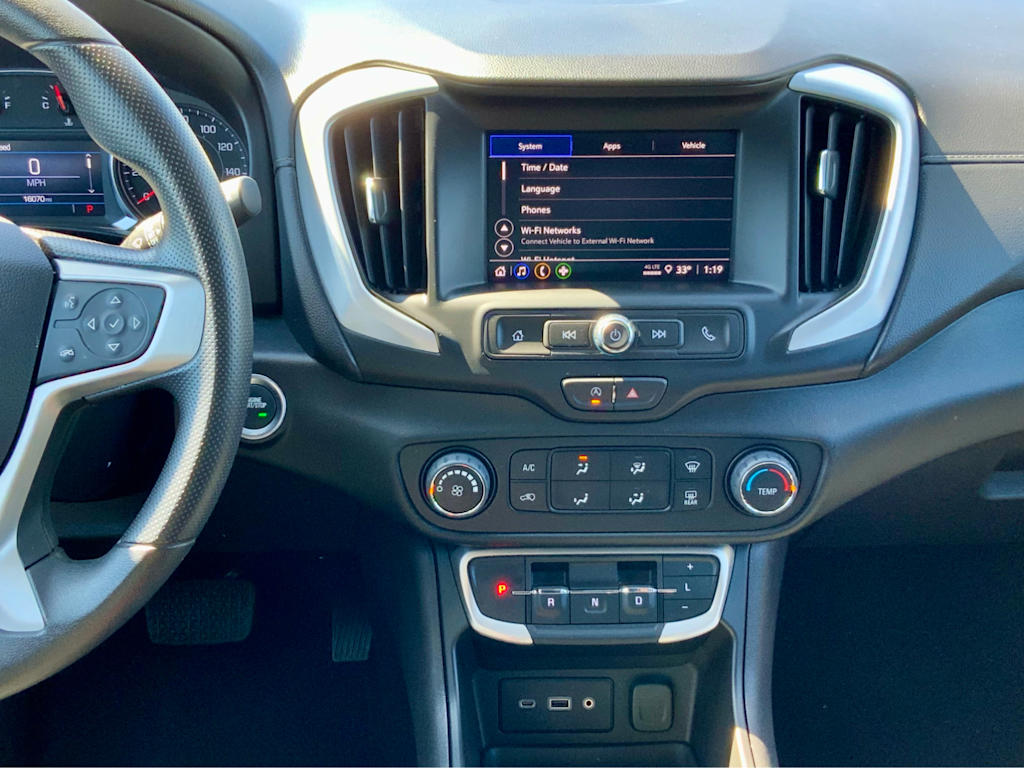 2024 GMC Terrain SLE 15