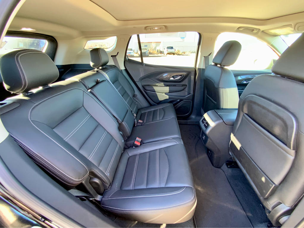 Thumbnail: 2022 GMC Terrain - 32