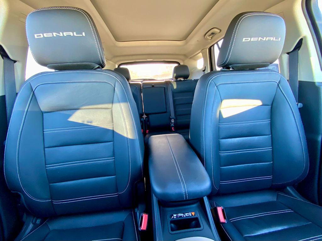 Thumbnail: 2022 GMC Terrain - 37