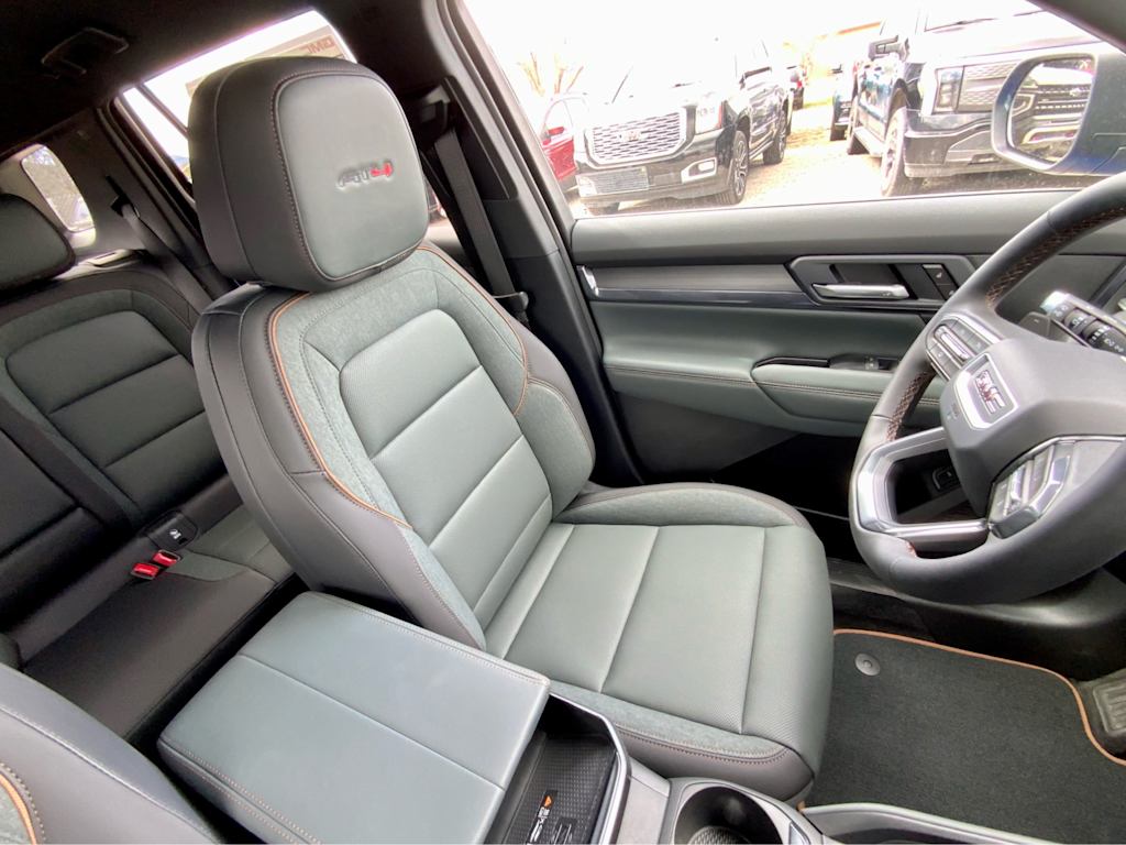 Thumbnail: 2026 GMC Terrain - 33