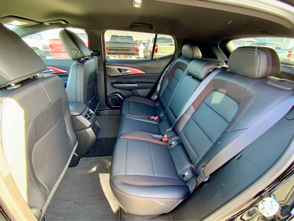 Thumbnail: 2026 Chevrolet Equinox - 12