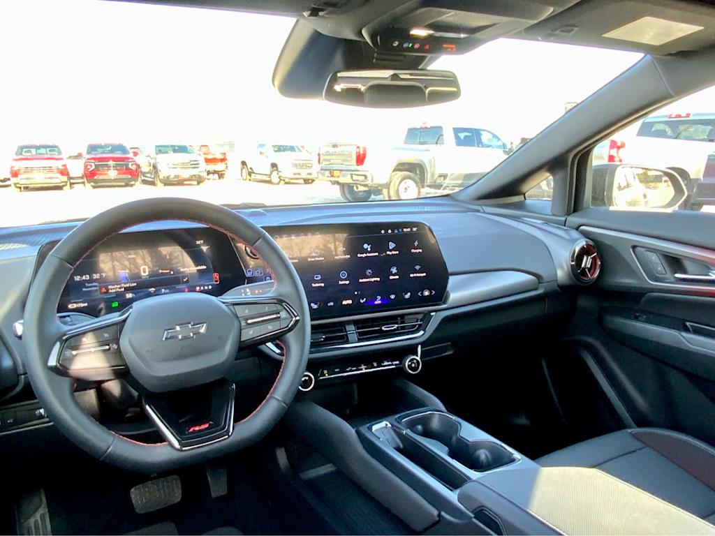 Thumbnail: 2026 Chevrolet Equinox - 14