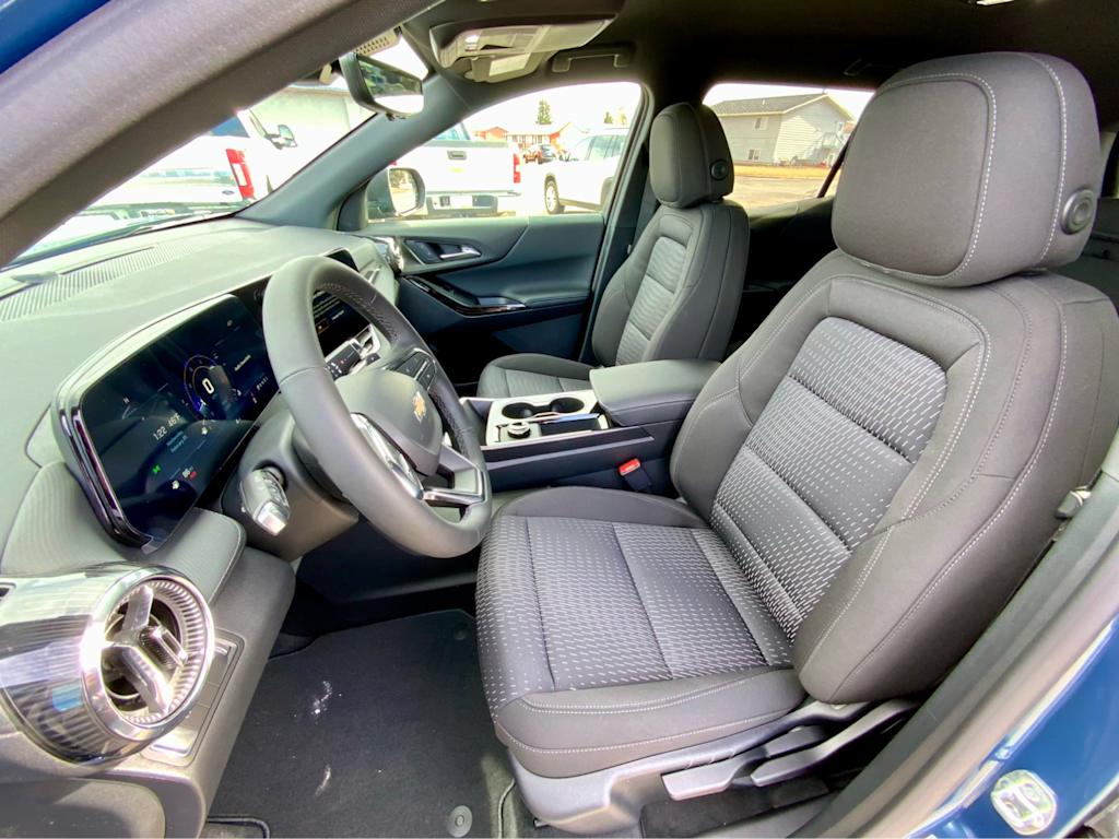 Thumbnail: 2026 Chevrolet Equinox - 10