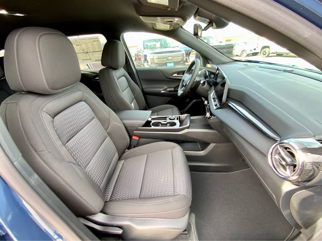 Thumbnail: 2026 Chevrolet Equinox - 11