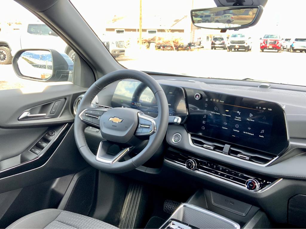 Thumbnail: 2026 Chevrolet Equinox - 37