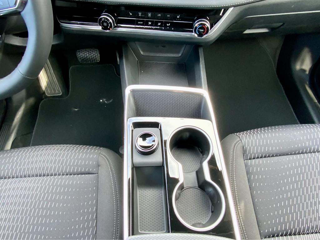 Thumbnail: 2026 Chevrolet Equinox - 16