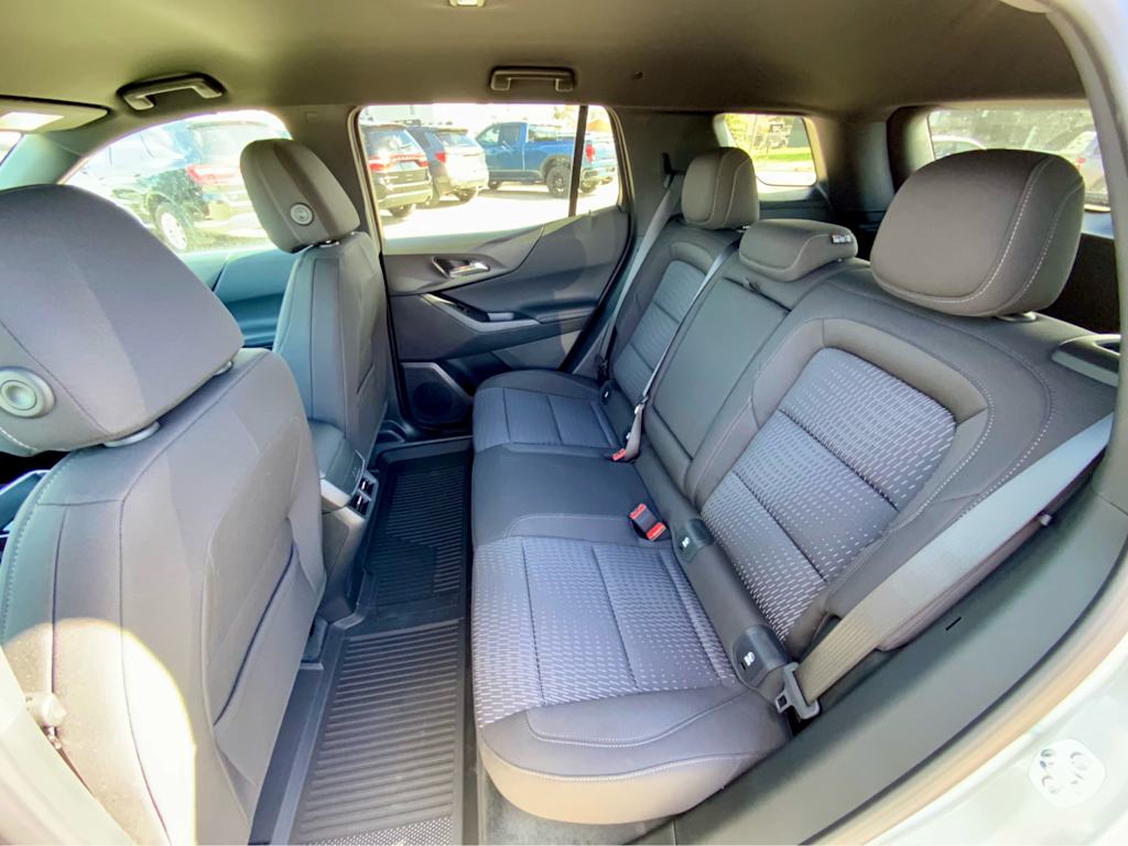 Thumbnail: 2026 Chevrolet Equinox - 12