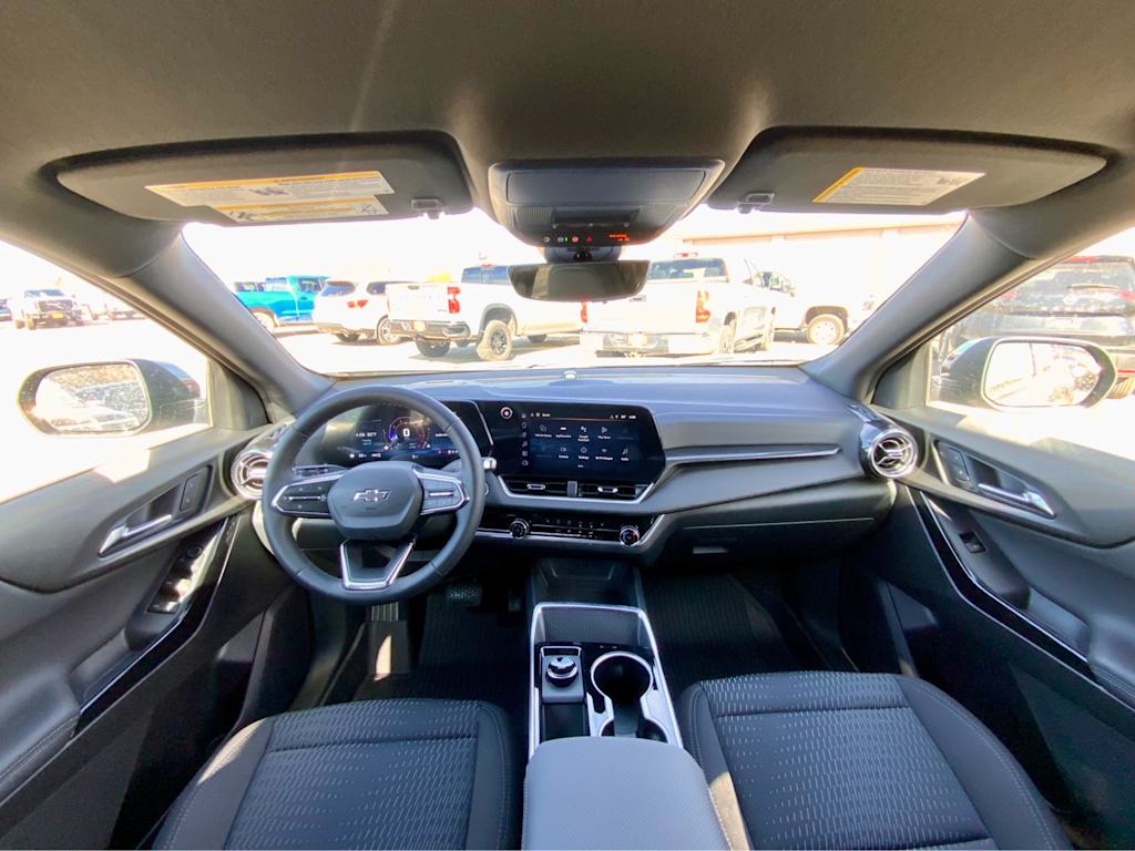 Thumbnail: 2026 Chevrolet Equinox - 2
