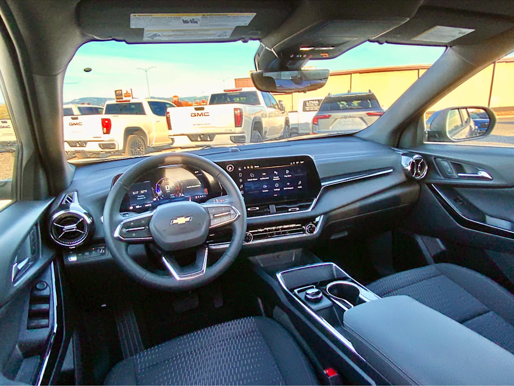 Thumbnail: 2026 Chevrolet Equinox - 13