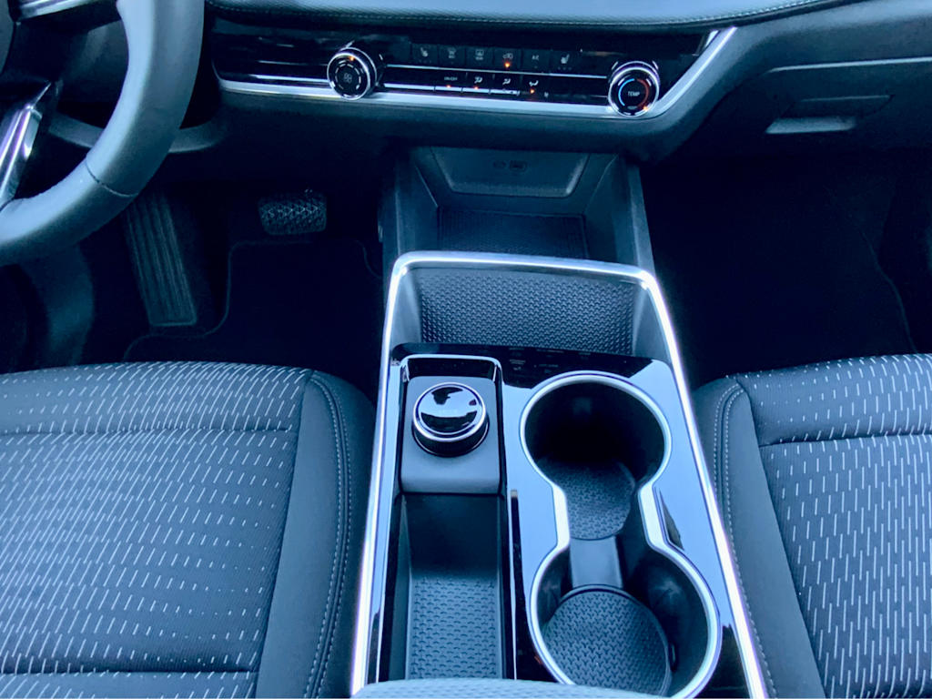 Thumbnail: 2026 Chevrolet Equinox - 16