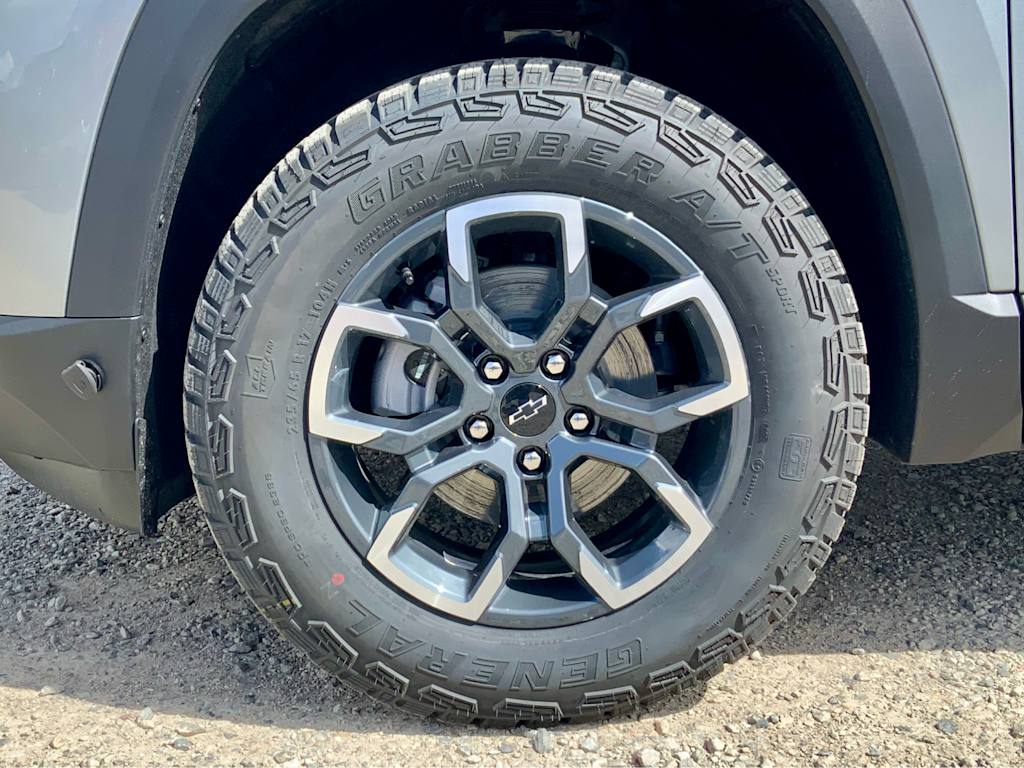 Thumbnail: 2026 Chevrolet Equinox - 26