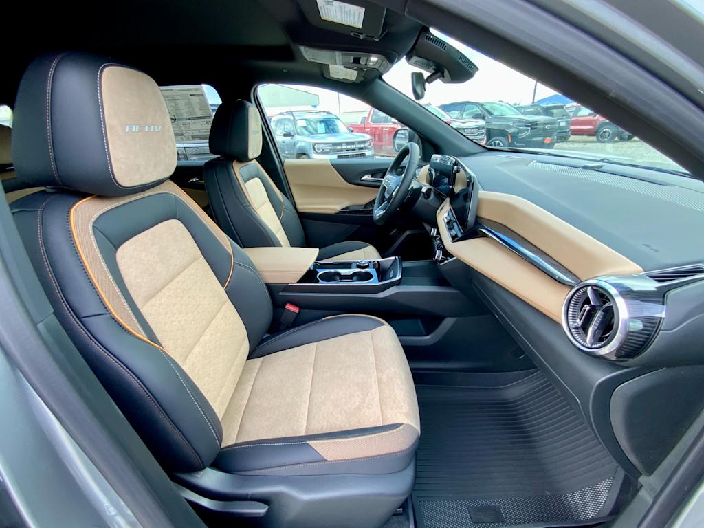 Thumbnail: 2026 Chevrolet Equinox - 11