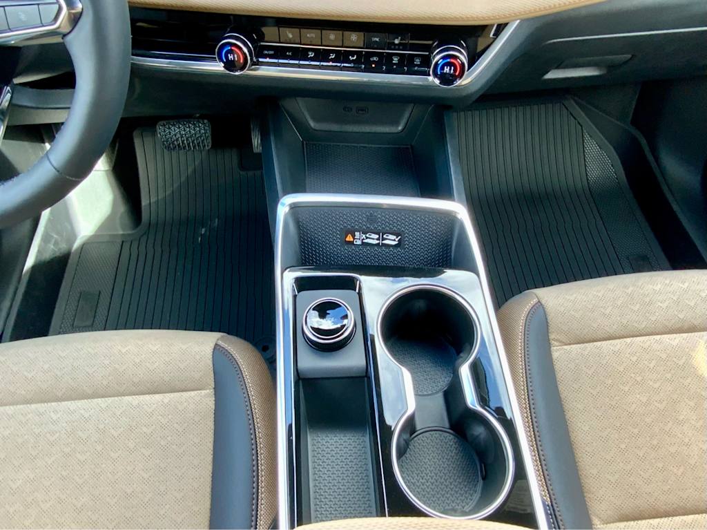 Thumbnail: 2026 Chevrolet Equinox - 16