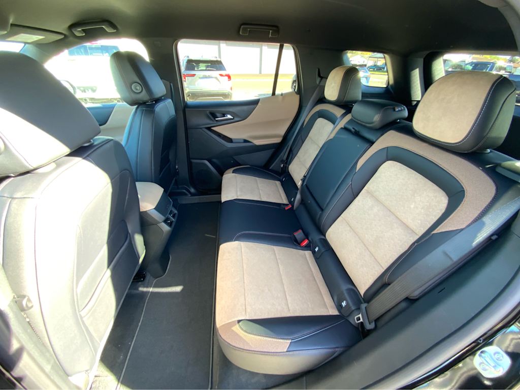 Thumbnail: 2026 Chevrolet Equinox - 12