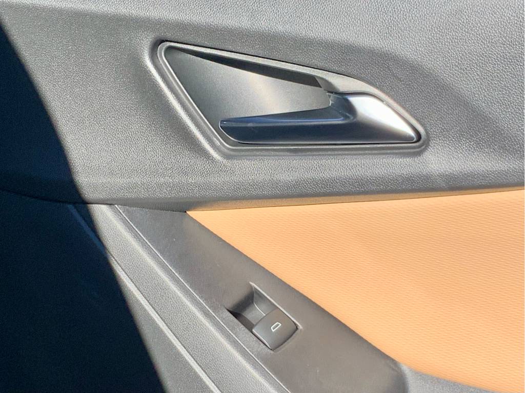 Thumbnail: 2026 Chevrolet Equinox - 49