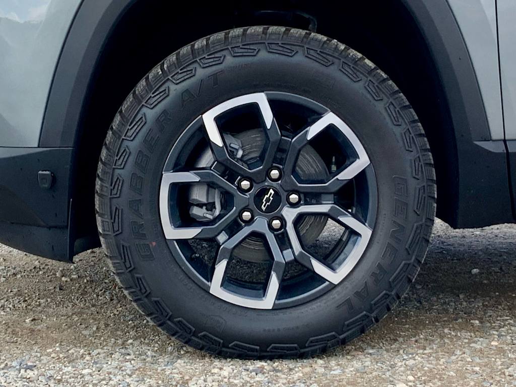 Thumbnail: 2027 Chevrolet Equinox - 8