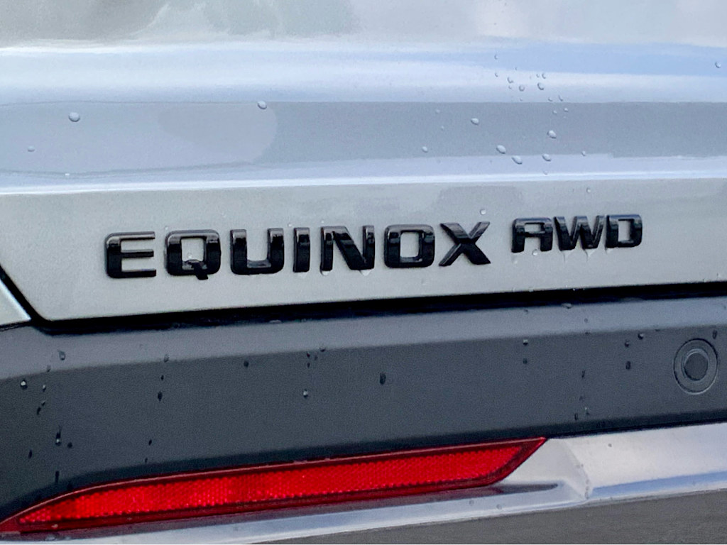 Thumbnail: 2027 Chevrolet Equinox - 30