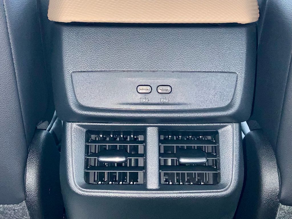 Thumbnail: 2027 Chevrolet Equinox - 19
