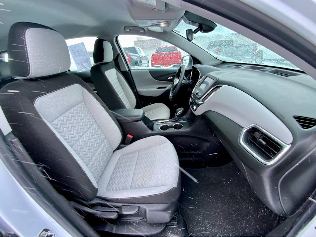 Thumbnail: 2022 Chevrolet Equinox - 11