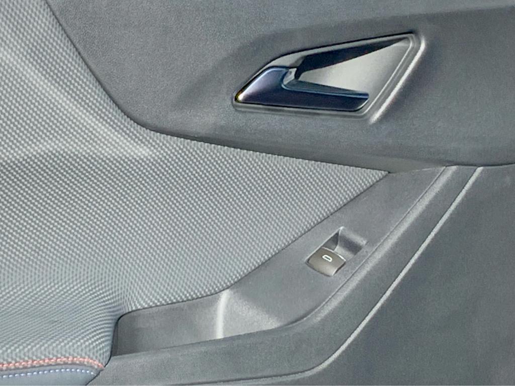 Thumbnail: 2026 Chevrolet Equinox - 51