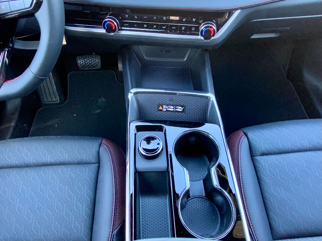 Thumbnail: 2026 Chevrolet Equinox - 16