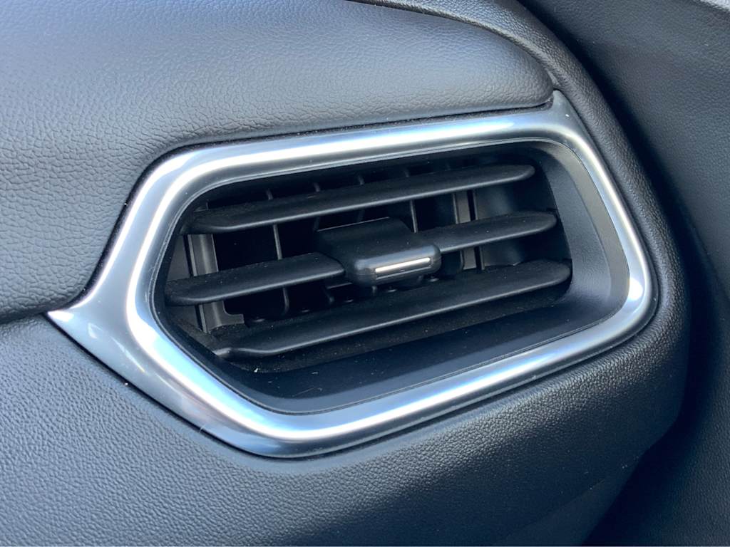 Thumbnail: 2024 Chevrolet Equinox - 44