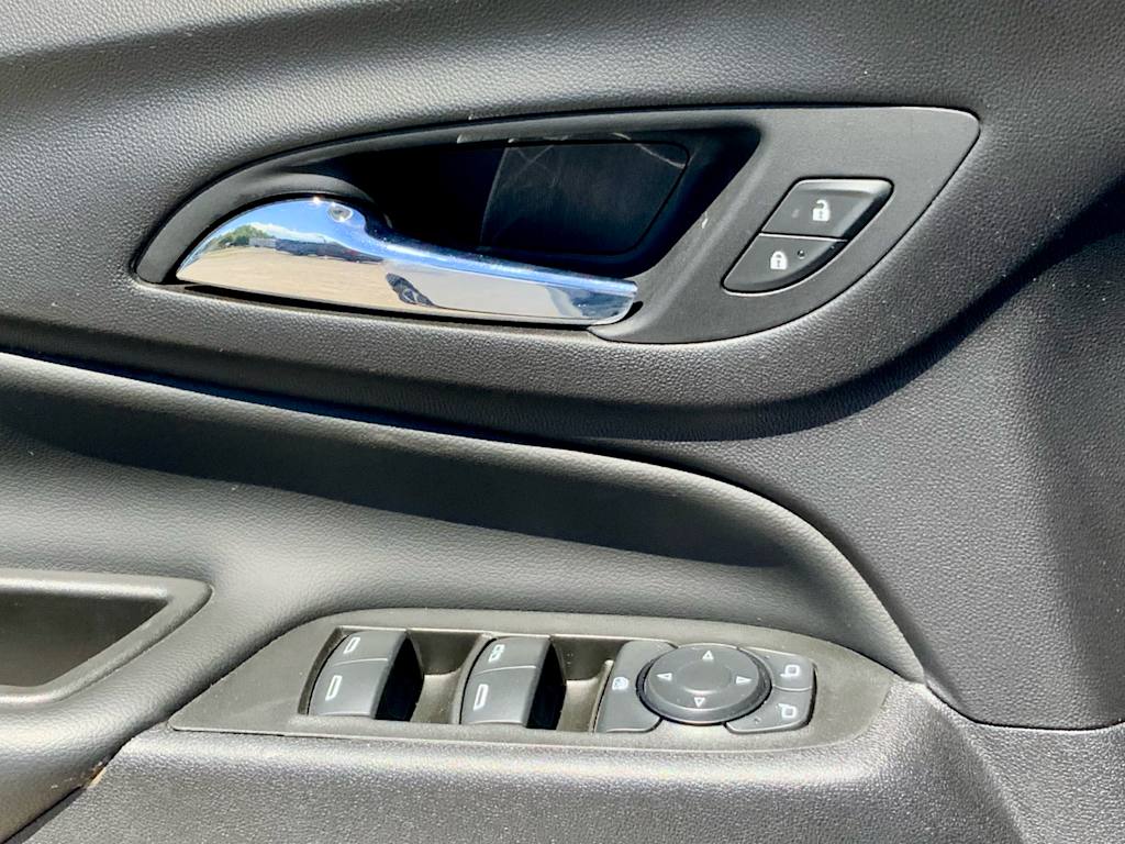 Thumbnail: 2021 Chevrolet Equinox - 42