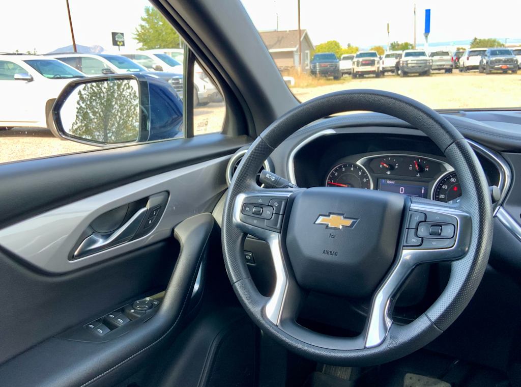 Thumbnail: 2022 Chevrolet Blazer - 13