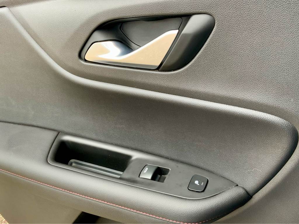 Thumbnail: 2019 Chevrolet Blazer - 49