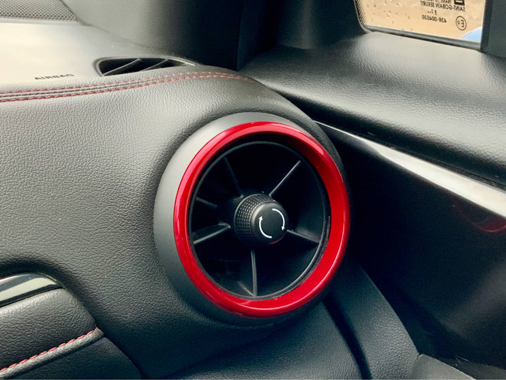 Thumbnail: 2019 Chevrolet Blazer - 46