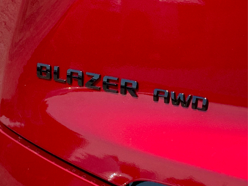 Thumbnail: 2026 Chevrolet Blazer - 31