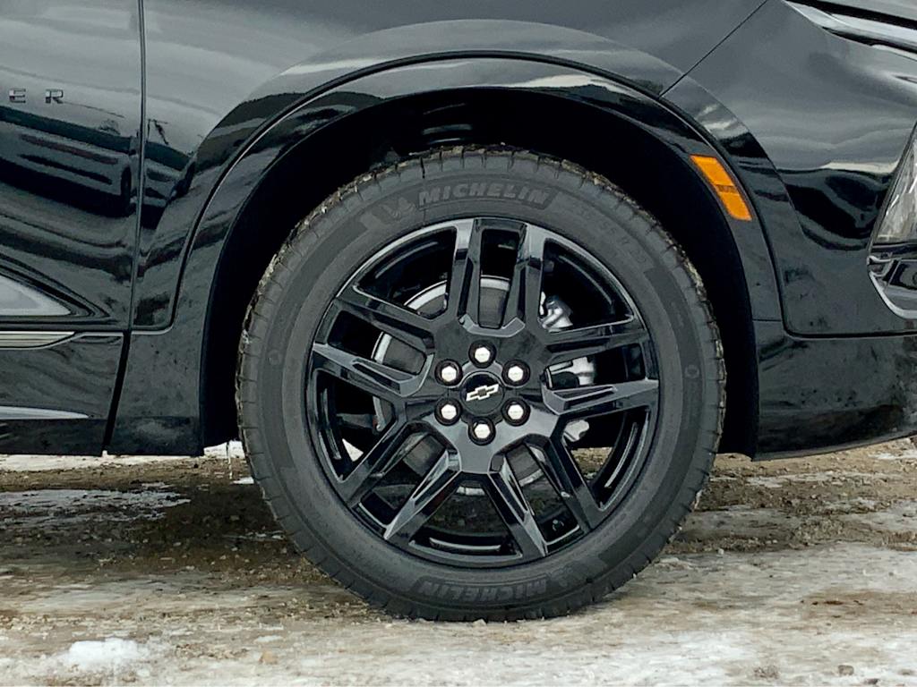 Thumbnail: 2026 Chevrolet Blazer - 26