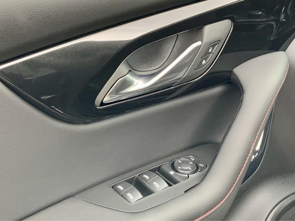 Thumbnail: 2026 Chevrolet Blazer - 52