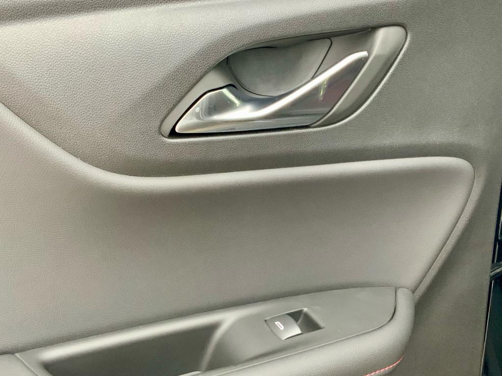 Thumbnail: 2026 Chevrolet Blazer - 54