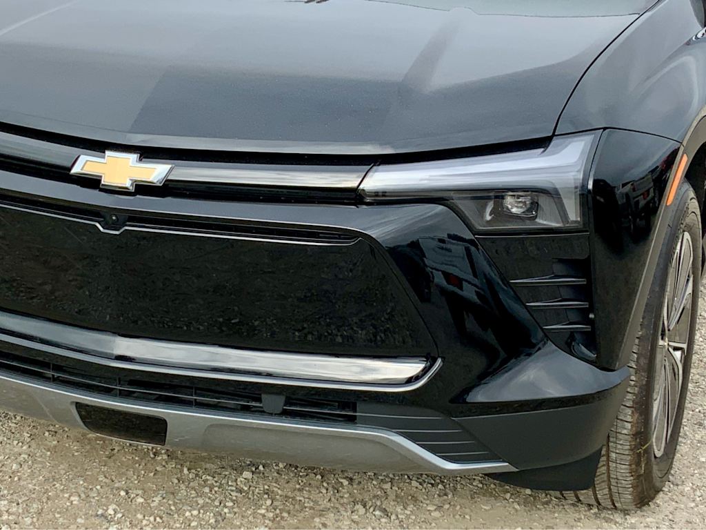 Thumbnail: 2026 Chevrolet Blazer EV - 26