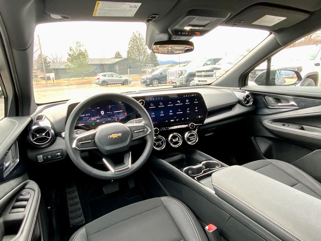 Thumbnail: 2026 Chevrolet Blazer EV - 9