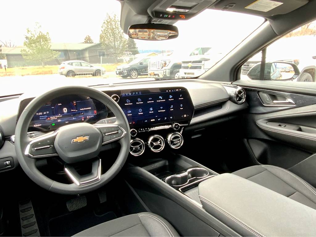 Thumbnail: 2026 Chevrolet Blazer EV - 14