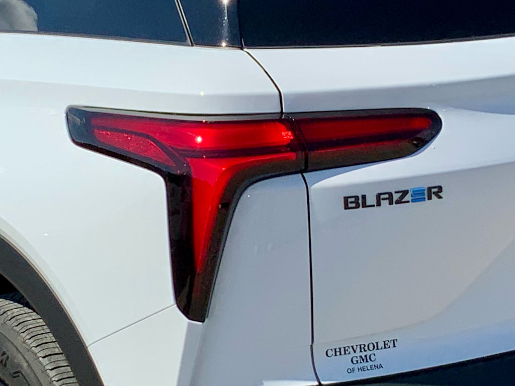 Thumbnail: 2026 Chevrolet Blazer EV - 23