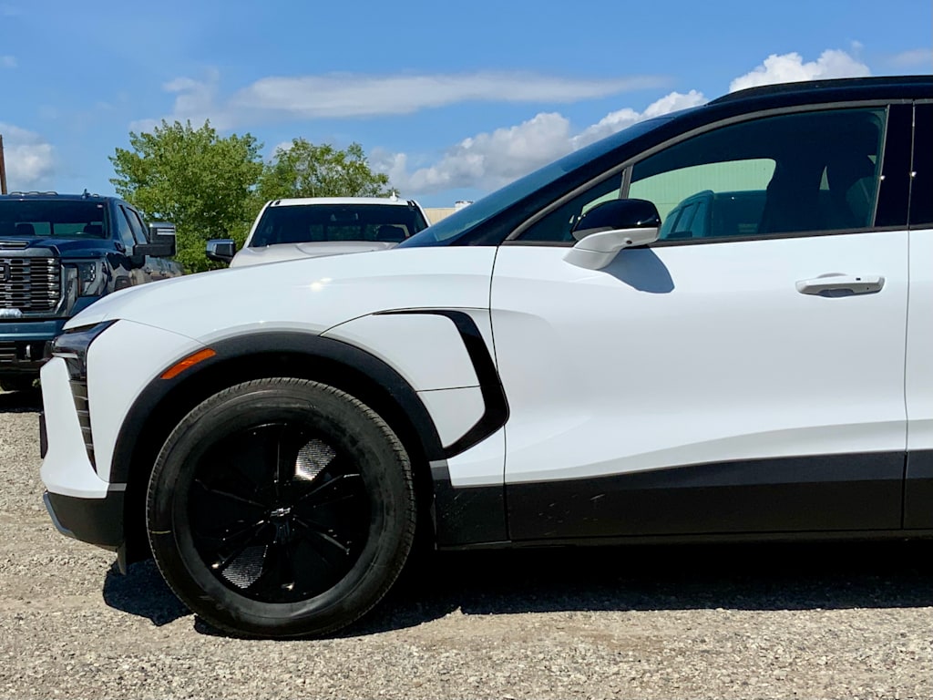 Thumbnail: 2026 Chevrolet Blazer EV - 2