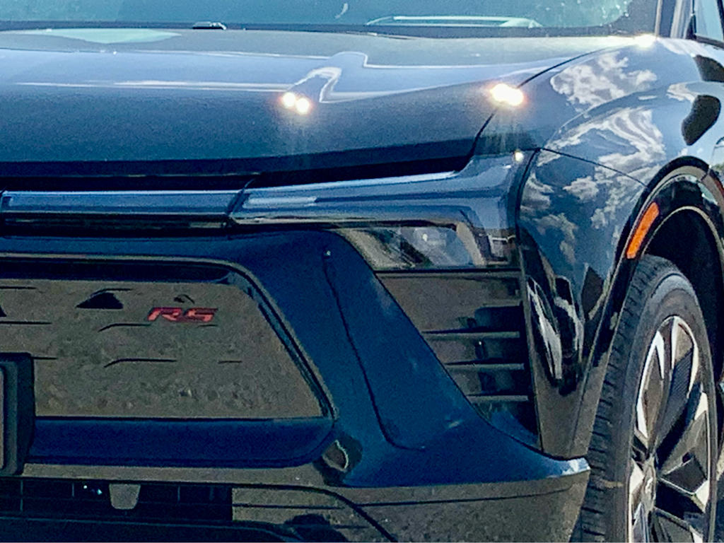 Thumbnail: 2025 Chevrolet Blazer EV - 27